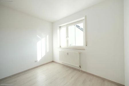 Großzügige 2-Raumwohnung im Herzen von Stollberg! - Foto 2