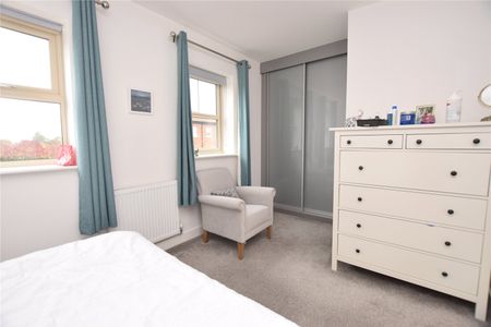 8, Asket Garth, Leeds, West Yorkshire, LS14 1JA - Photo 5