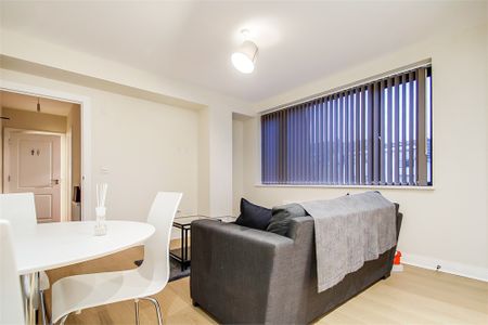 1 bed flat to rent in Albany House, West Drayton, UB7 - Photo 3