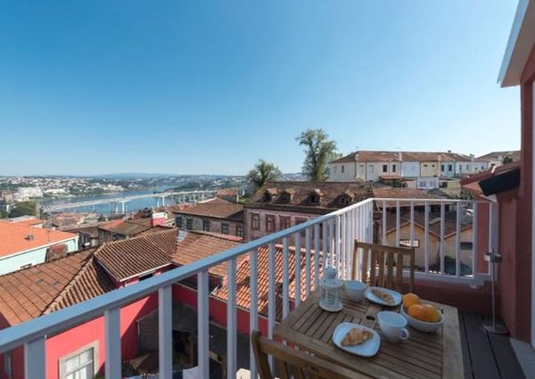 Apartamento T1+1 em Porto