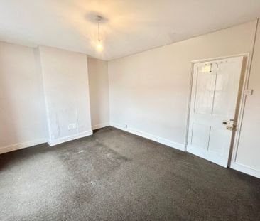 Eastbourne Gate, Taunton, Somerset - Photo 2