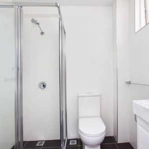 Great Value Studio! - Photo 3