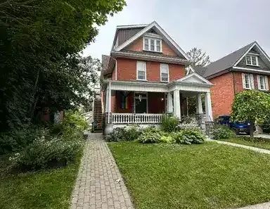 Charming 2 Bedroom + Den For Rent in Peterborough’s Infamous Avenues | 305 Margaret Avenue, Peterborough - Photo 1