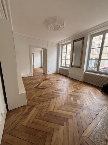 APPARTEMENT 5 pièce(s) - 147m² - Photo 2