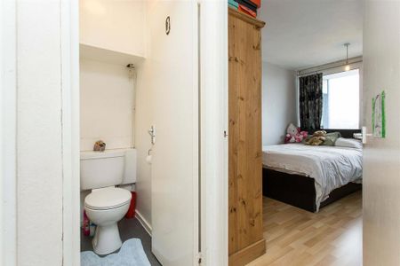 House share to rent - Photo 2