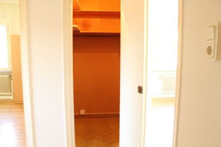 Mimers väg, Katrineholm - Photo 2
