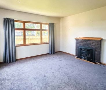 Enormous on East Street! - Photo 1