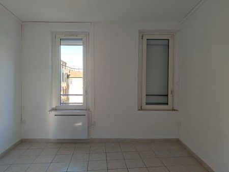 Location Appartement 2 pièces 33m² NARBONNE 11100 - Photo 4