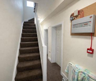 1 bedroom in a house share to rent - Photo 6