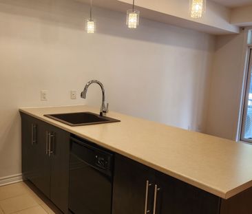 For Lease - 334 Everest Private Unit# B, Elmvale Acres and Area, On... - Photo 6