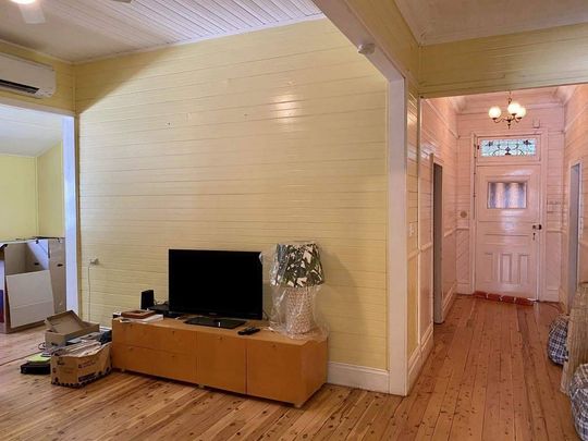 Beautiful Family Home - Photo 1