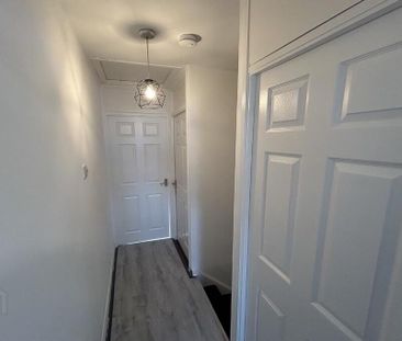 10 Hollyvale, Newtownabbey, BT36 5NG - Photo 2