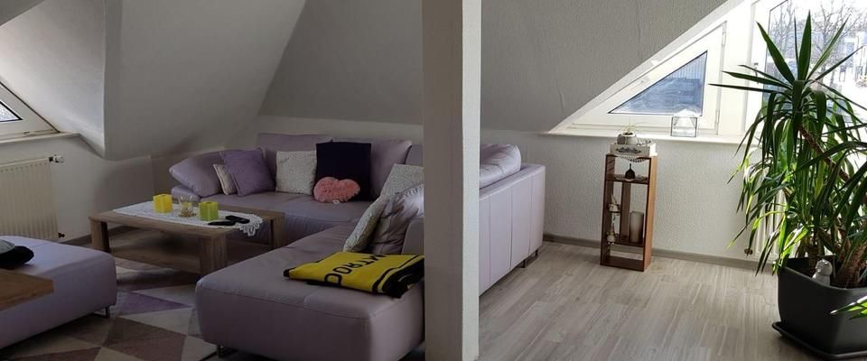 Dachgeschosswohnung ca. 85qm -Zimmer, Küche,Bad - Foto 1