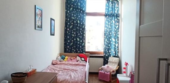 Appartement te huur in Antwerpen voor € 740 met 2 slaapkamers - Photo 2
