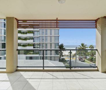 BOUTIQUE BEACHSIDE OCEAN VIEW APARTMENT WITH POOL! - Photo 6