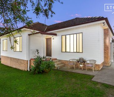 Freshly Renovated Interiors! - Photo 1