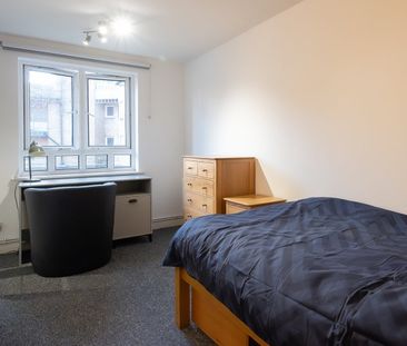 Room in a Shared House, Ashgrove Court, W9 - Photo 3