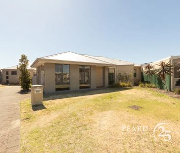 “Easy care and recently painted front unit.” - Photo 6