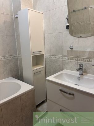 4 pokoje na wynajem - Zdjęcie 1