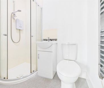 Property to rent - Photo 5