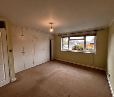 4 bedroom detached house to rent - Photo 3