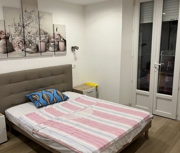 Location Appartement 2 pièces 28m² TOULON 83200 - Photo 3