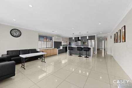 118 William Thwaites Boulevard, Cranbourne North - Photo 3