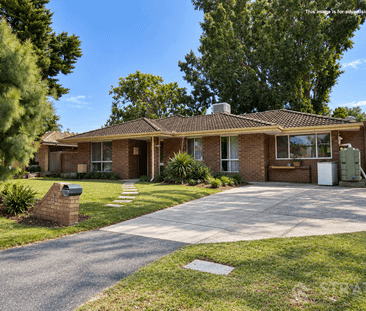 Charming 3-Bedroom Home with Plenty of Space - Photo 1