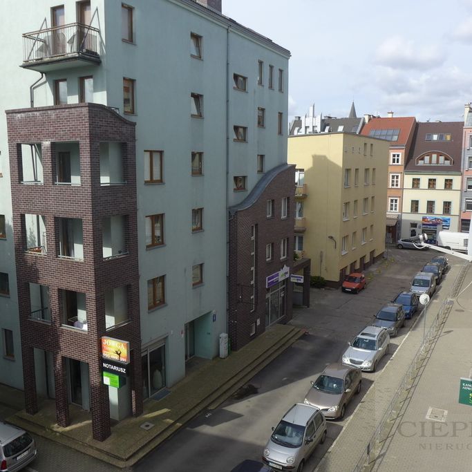 Kawalerka w najlepszej lokalizacji w centrum - Photo 1