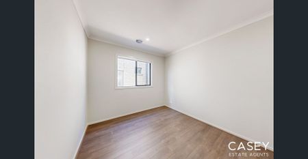 Contemporary Comfort in Clyde North - Photo 5