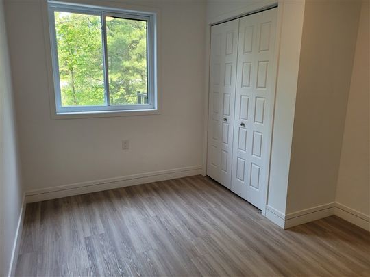5 1/2 (VACANT) 3588 -105 BOUL UNIVERSITÉ, SHERBROOKE J1N 1G6 - Photo 1