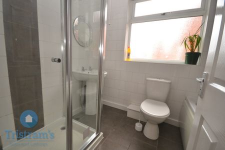 3 bed Flat for Rent - Photo 3