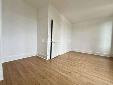 Location Appartement 3 pièces 85m² DEVILLE LES ROUEN 76250 - Photo 3