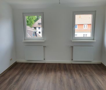 Modernisierte 3-Zimmer-Dachgeschosswohnung! - Photo 1