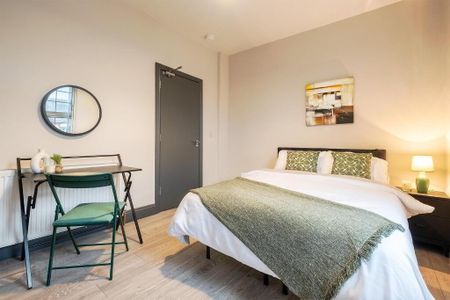 Room 4, 66 Willowbank Gardens, Belfast, BT15 5AJ - Photo 5