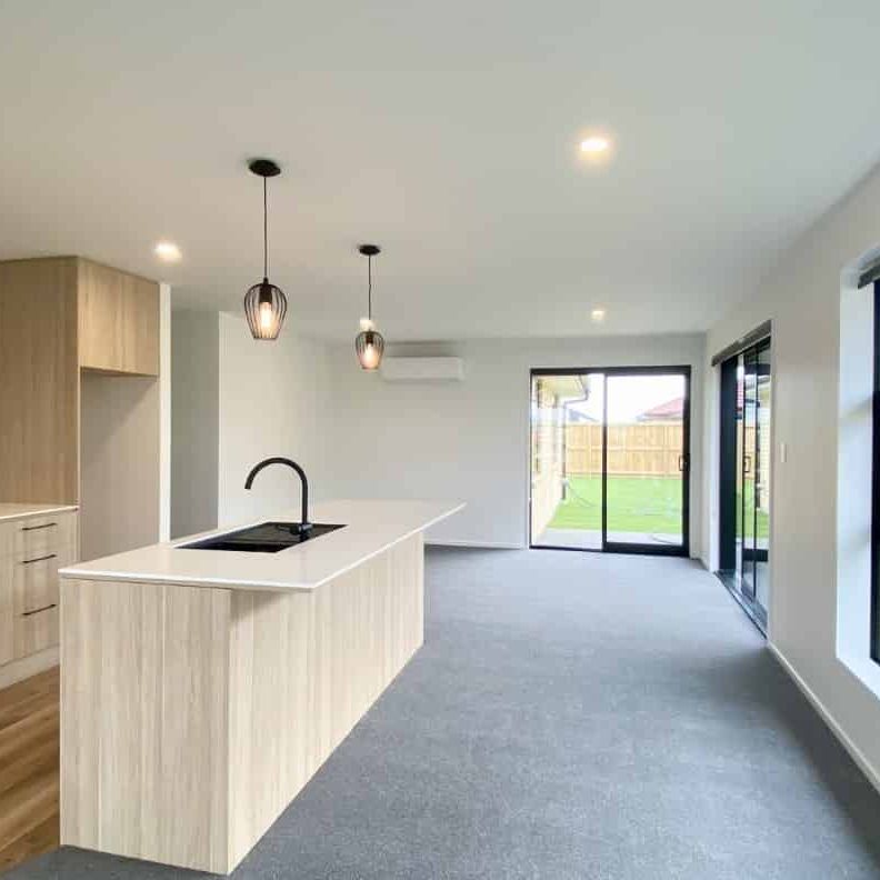 Rolleston, 4 Bedrooms - Photo 1