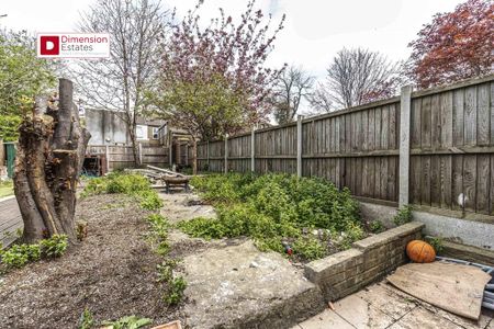 3 bedroom terraced house to rent - Photo 4