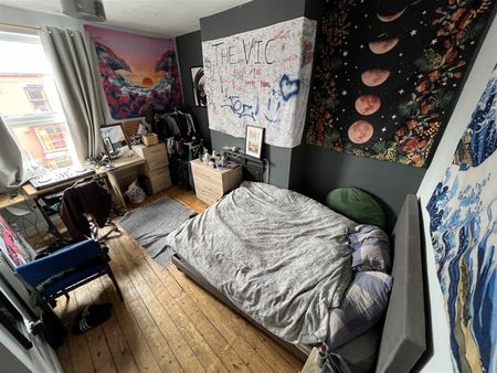 Wrangthorn Avenue, Hyde Park, LS6 1HE, Leeds - Photo 3