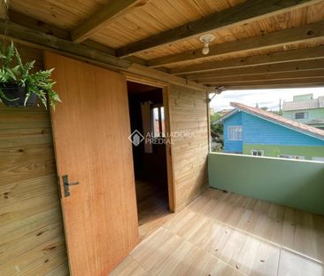 Casa com 1 quarto e 53m² para alugar em Campeche, Florianópolis. - Foto 1