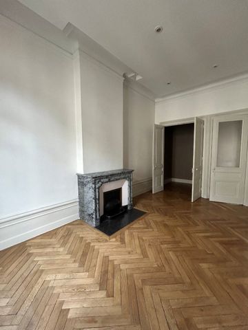 APPARTEMENT T4 A LOUER - Photo 4