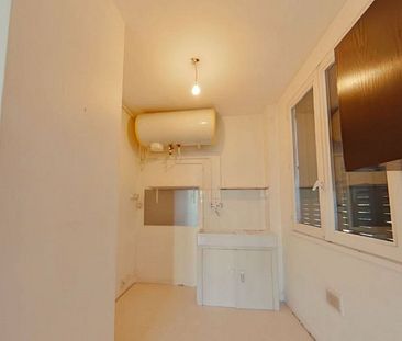 Appartement T2 A Louer - Lyon 8eme Arrondissement - 45.47 M2 - Photo 1