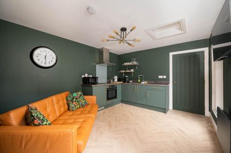 Apt 5 15 Malone Road, Belfast, BT9 6RT - Photo 5