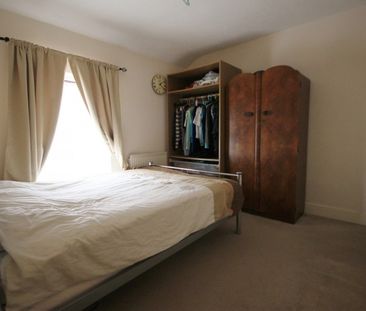 Station Road, Hounslow, Middlesex,TW3 - Photo 3