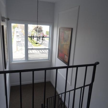 BEAU 4 12 - LIBRE 1er DÉCEMBRE - IMMEUBLE CALME - PRÈS DE TOUS LES SERVICES - Photo 4