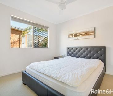 EXECUTIVE FULLY AIR-CONDITIONED 3 BEDROOM TOWNHOUSE IN THE HEART OF... - Photo 5