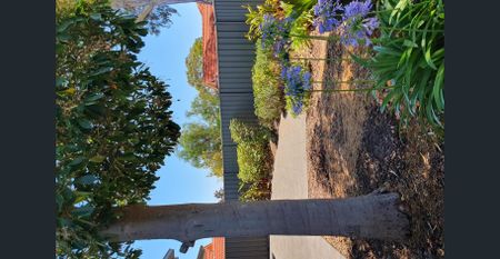 Modern Comfort Meets Convenience - Photo 4