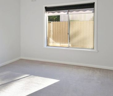 Quiet location with farmland views - Photo 6