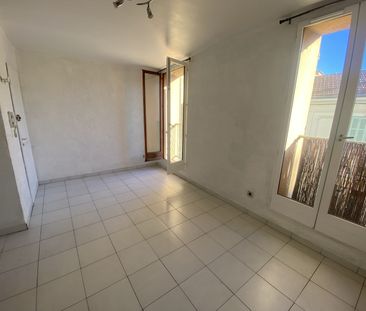 T2 - CENTRE VILLE - Av des iles d'or - Photo 1