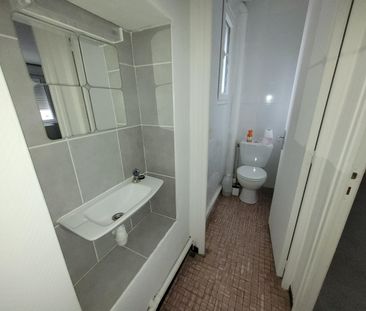 Location Appartement 2 pièces 52m² CAMBRAI 59400 - Photo 3