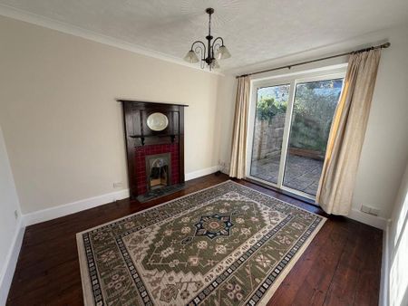 3 bedroom detached house to rent - Photo 2